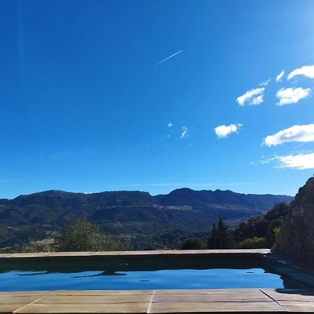 منزل الضيف كورتيس دي لا فرونتيرا  في Casa El Pino المظهر الخارجي الصورة