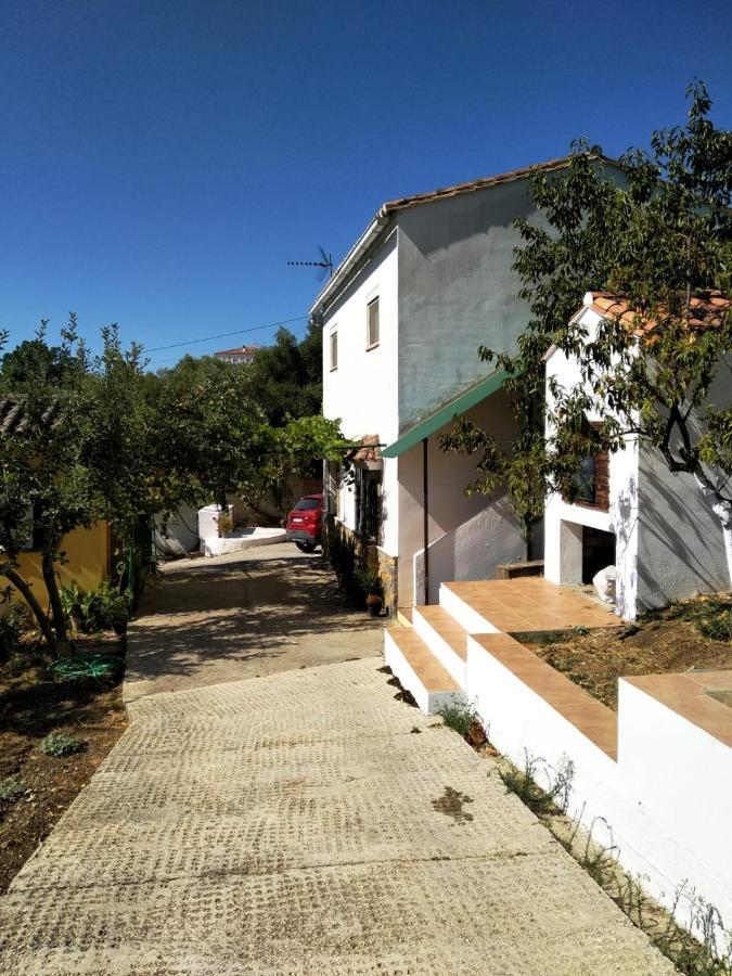 منزل الضيف كورتيس دي لا فرونتيرا  في Casa El Pino المظهر الخارجي الصورة